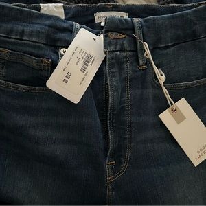 Good American Good Waist Crop Raw Edge Jeans